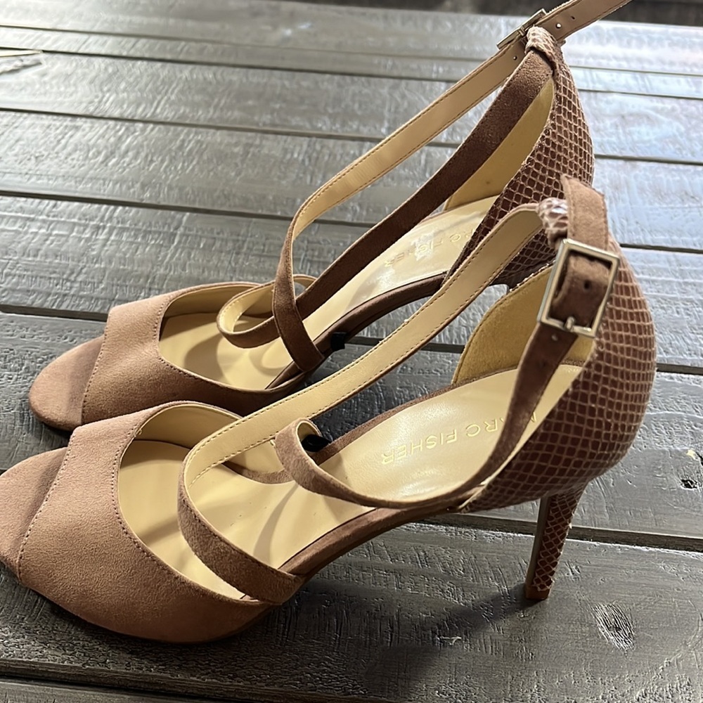 Marc fisher women heels